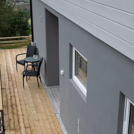 Stryn Stor Og Moderne Leilighet Exterior foto